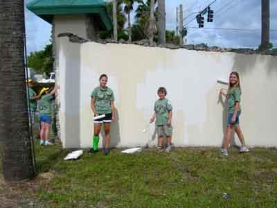 kids painting a wall